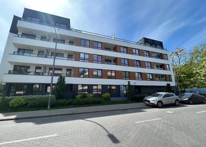 Golden Rose Metro & Park Apartament *